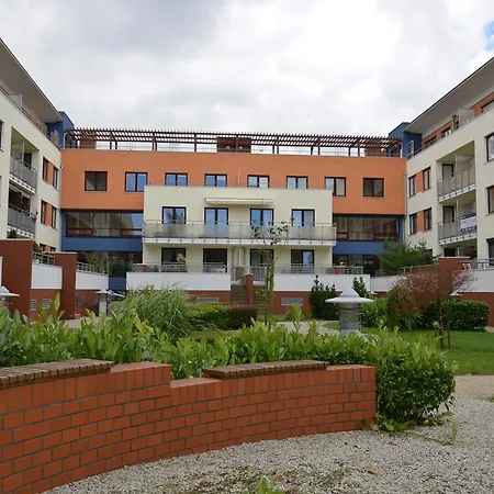 Baltica -zielone Tarasy קולובז'ג